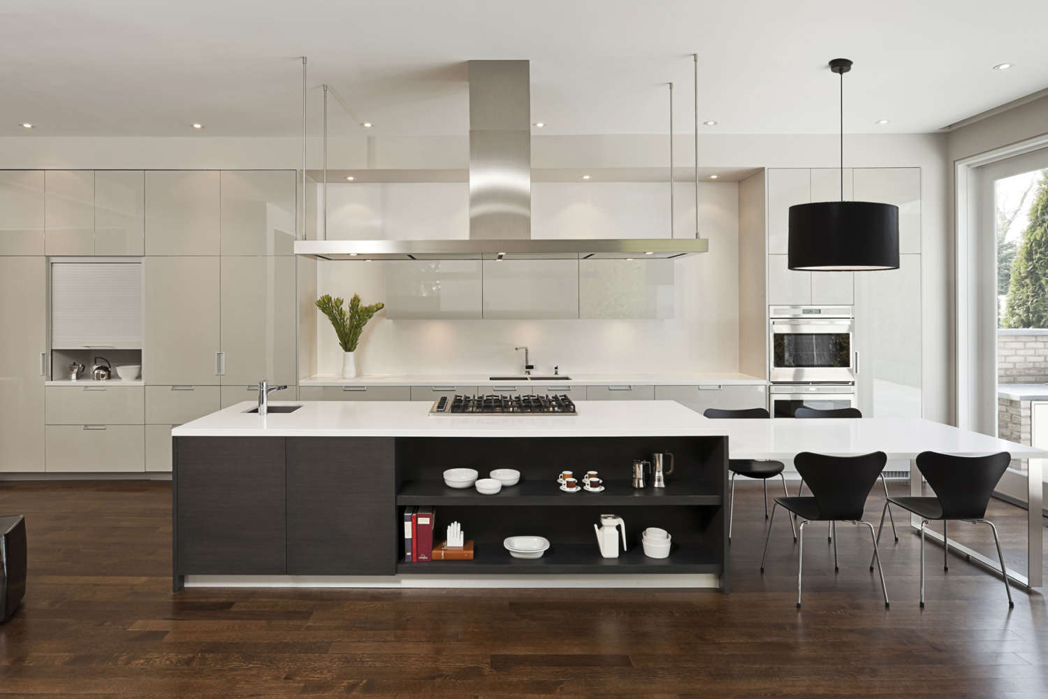 Contemporary Kitchen Design | Bilotta, NY