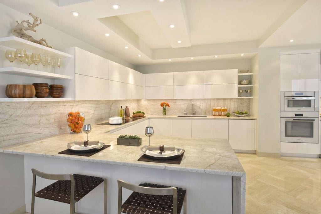 High-Gloss White Contemporary Kitchen 