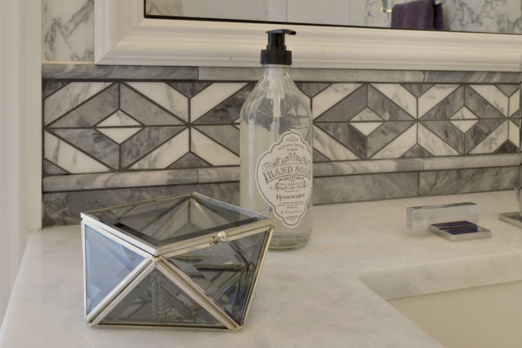 Gray patterned marble Bathroom Tile in luxury bathroom