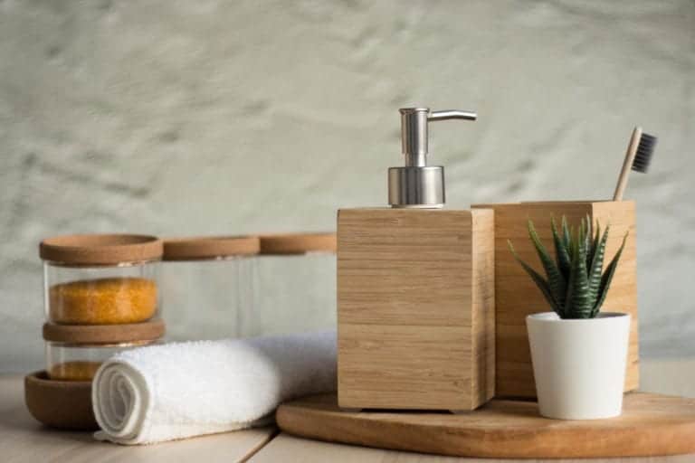 Natural wood and ceramic bath accessories
